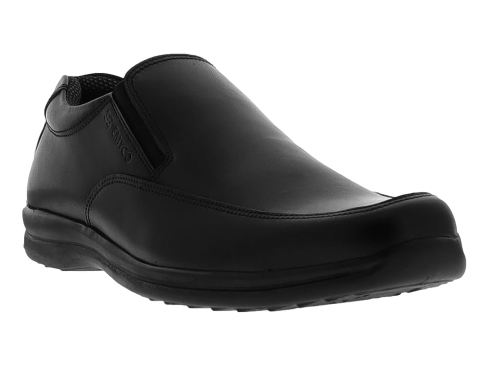 Zapato casual slip-on para hombre en color negro con acabado liso y suela cómoda.