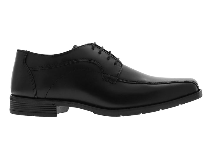 Zapato formal para Hombre en color negro con cordones y acabado brillante.