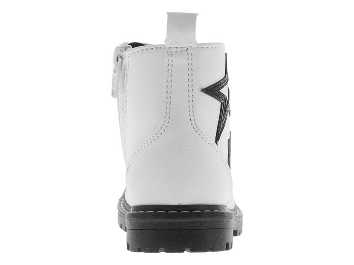 Bota blanca con estrellas negras, agujetas negras y suela track negra.