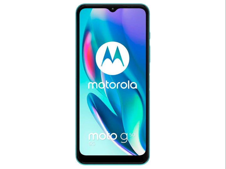 Teléfono inteligente Motorola Moto G50 en color verde, vista frontal y posterior sobre fondo blanco.