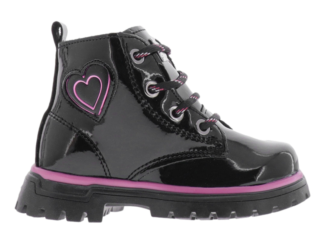 Bota negra de charol con detalles en rosa y suela track.
