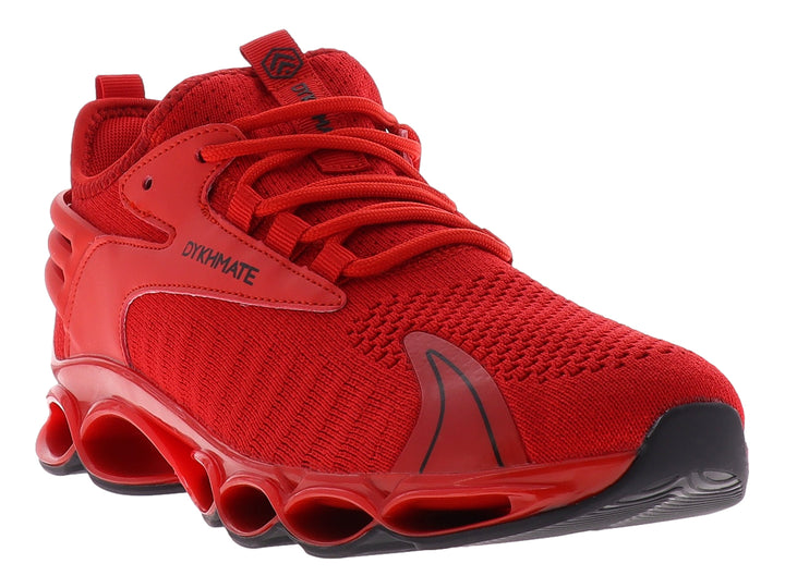 Tenis de baloncesto marca DYKHMATE en color rojo con suela negra y diseño ergonómico.