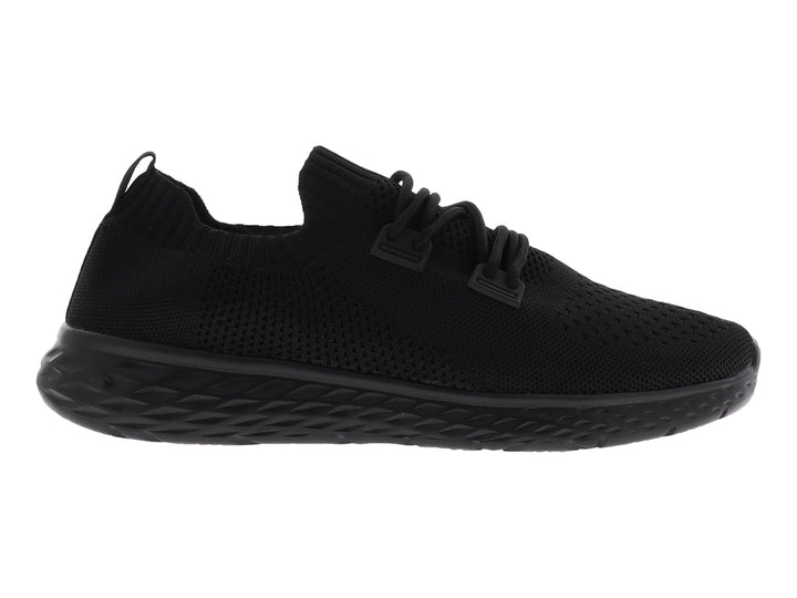 Tenis de baloncesto color negro con tejido transpirable y suela texturizada.