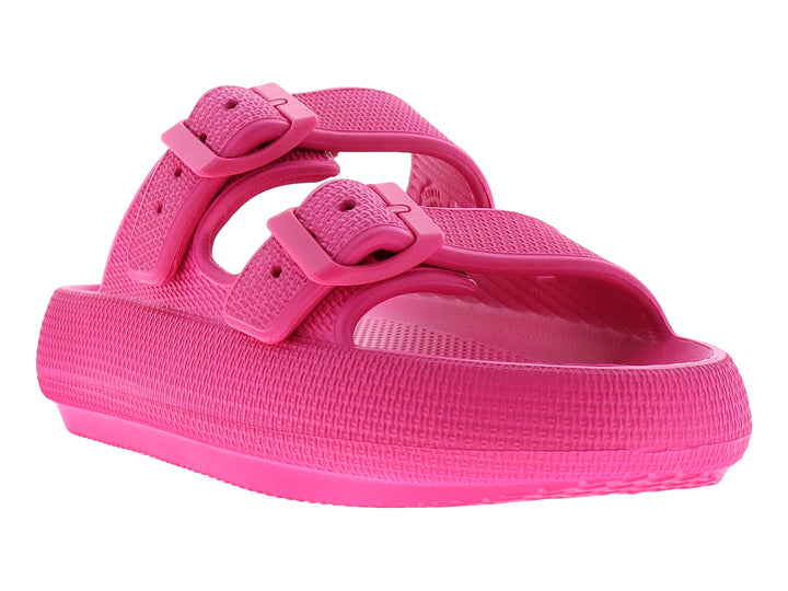 Sandalia infantil de color fucsia con dos correas ajustables y hebillas, fabricada en material sintético texturizado.