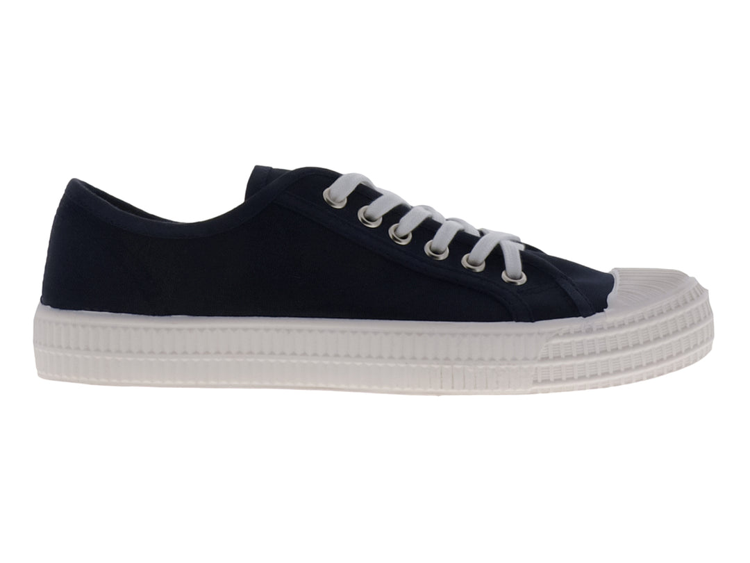 Tenis casuales para niño en color azul marino con suela y cordones blancos.