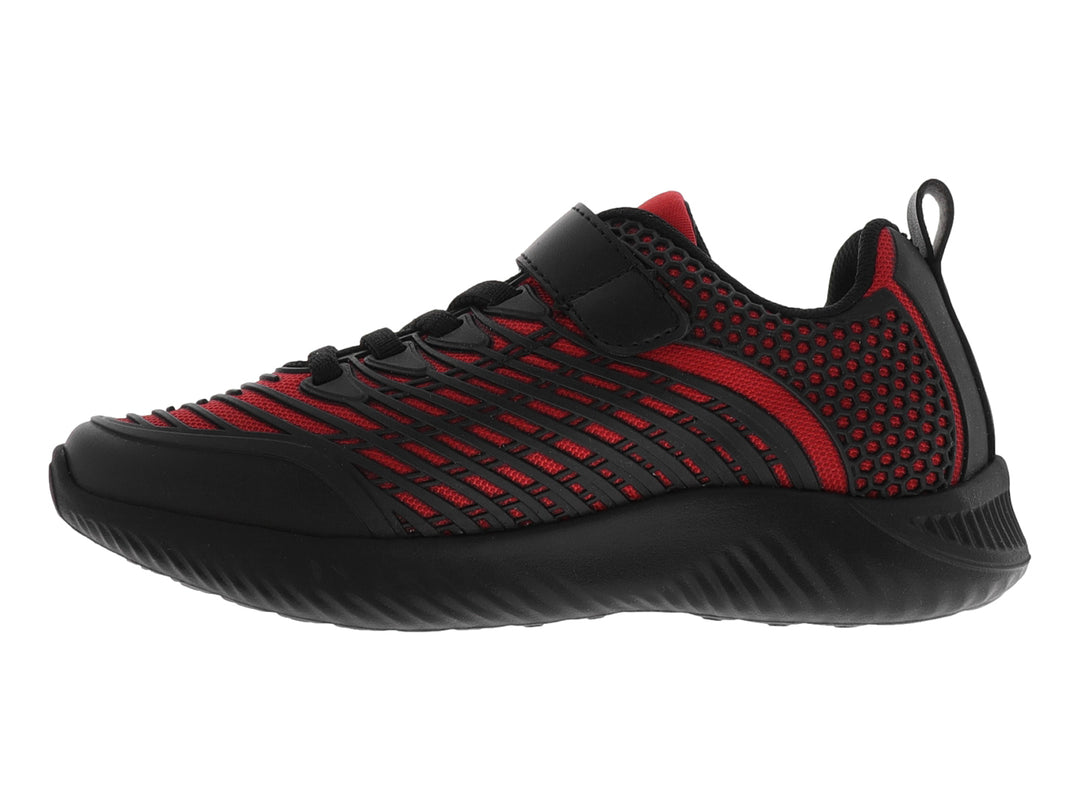 Tenis deportivo infantil en colores rojo y negro con cierre de velcro y agujetas.