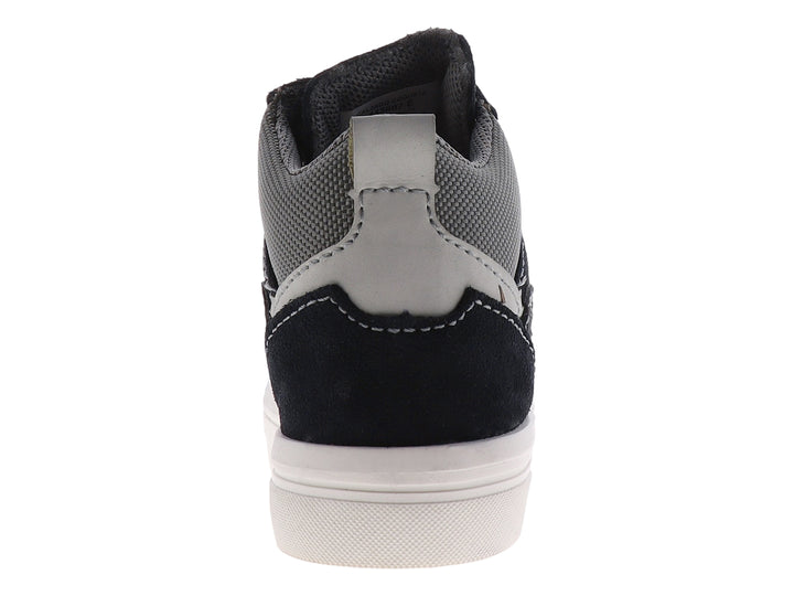 Tenis tipo bota para niño en colores azul marino y gris con suela blanca y agujetas grises.
