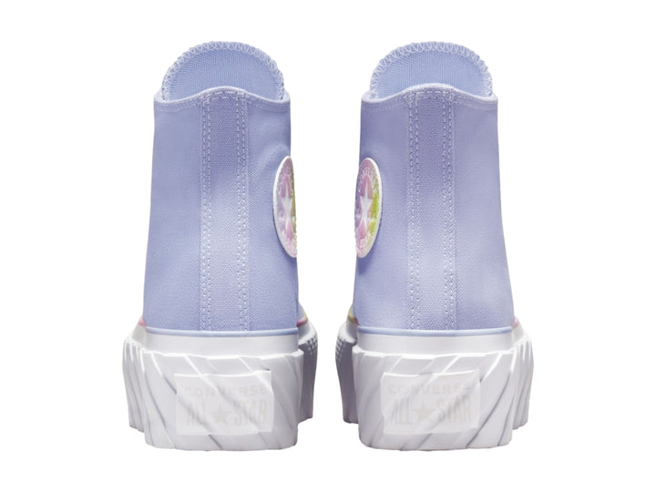 Tenis Converse Chuck Taylor All Star Lift 2X HI color morado claro con suela blanca de plataforma alta.