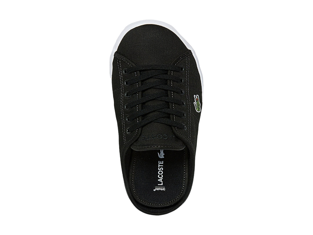 Zapato mule Lacoste negro con suela blanca y logo lateral.