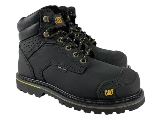 Bota de seguridad Caterpillar de cuero negro con detalles en amarillo y punta de acero.