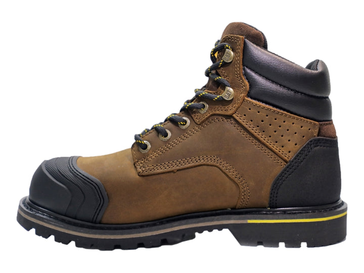 Bota de trabajo Caterpillar de cuero marrón oscuro con punta reforzada y suela negra.