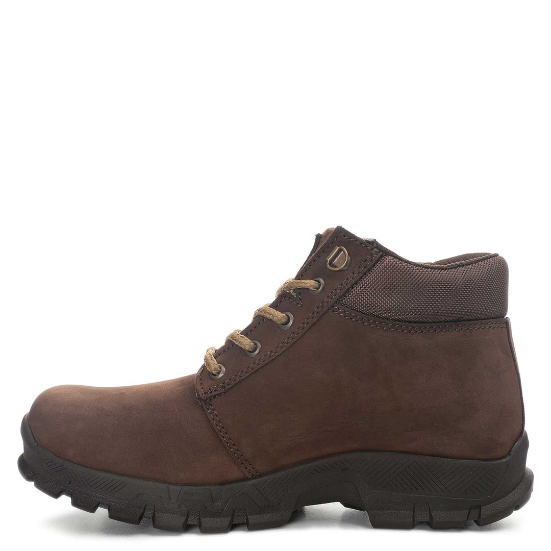 Botín Caterpillar Kaden en cuero color marrón oscuro con suela robusta y cordones beige.