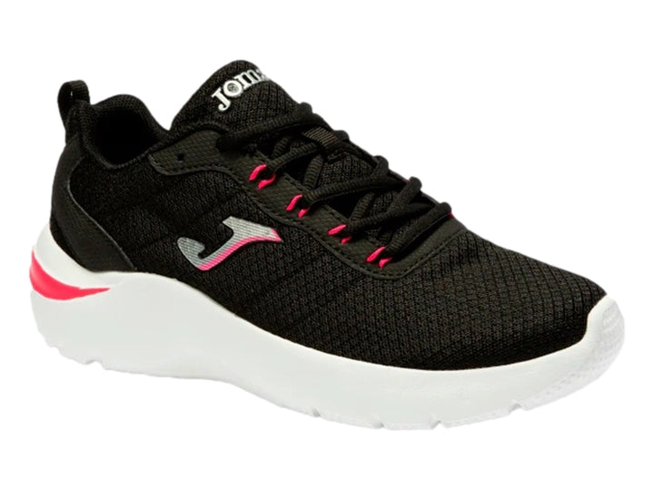 Tenis deportivos Joma color negro con suela blanca y detalles en fucsia.