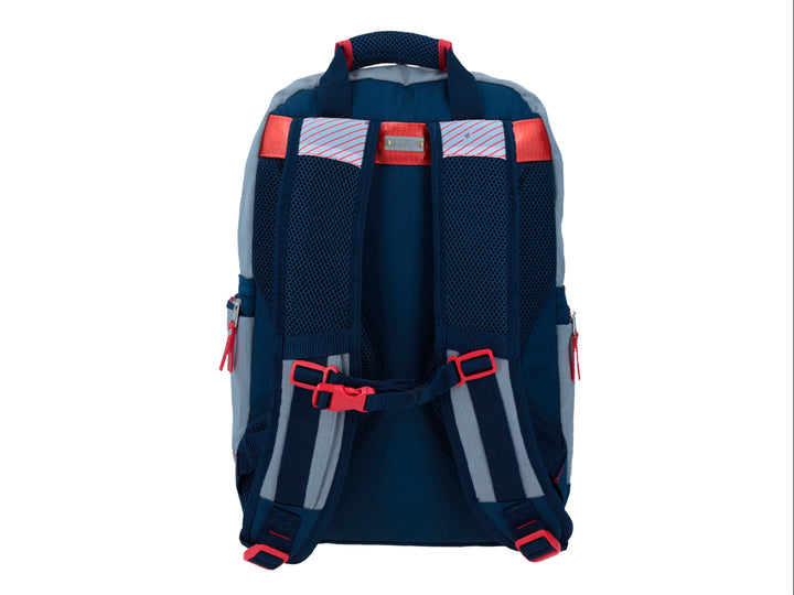 Mochila escolar Chenson en color gris con detalles en azul marino y rojo, diseño juvenil con múltiples compartimentos.