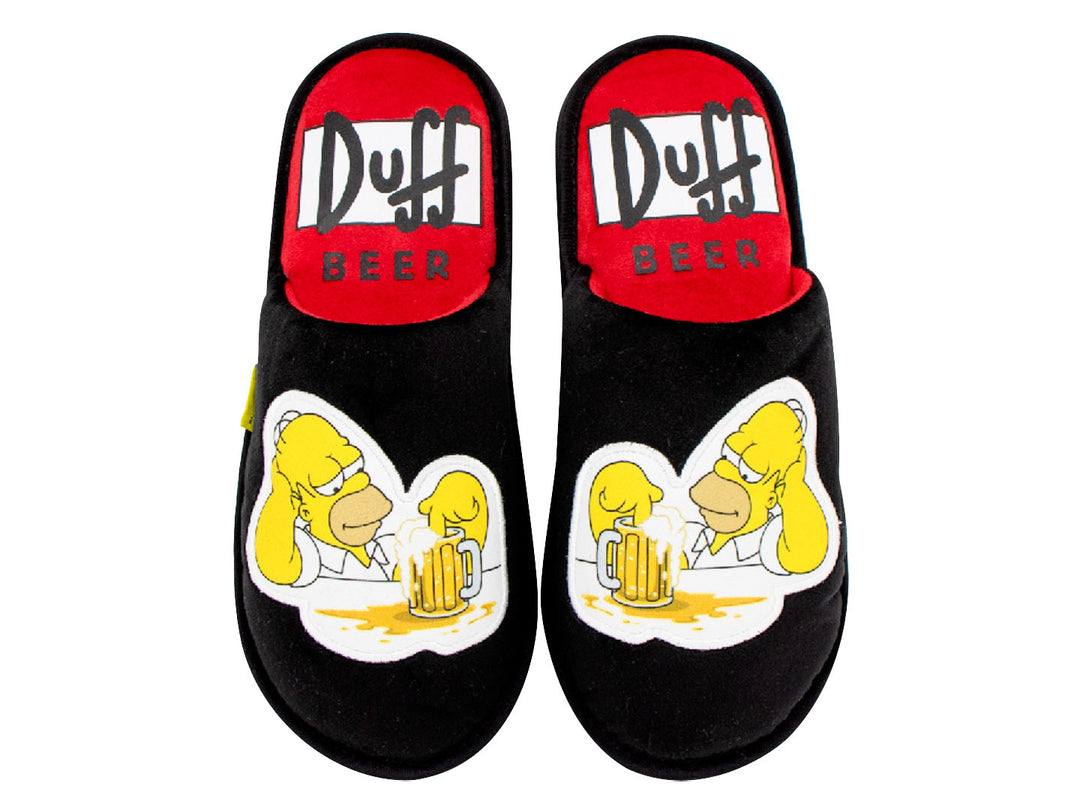 Par de pantuflas negras con plantillas rojas y diseño de Homero Simpson y cerveza Duff.