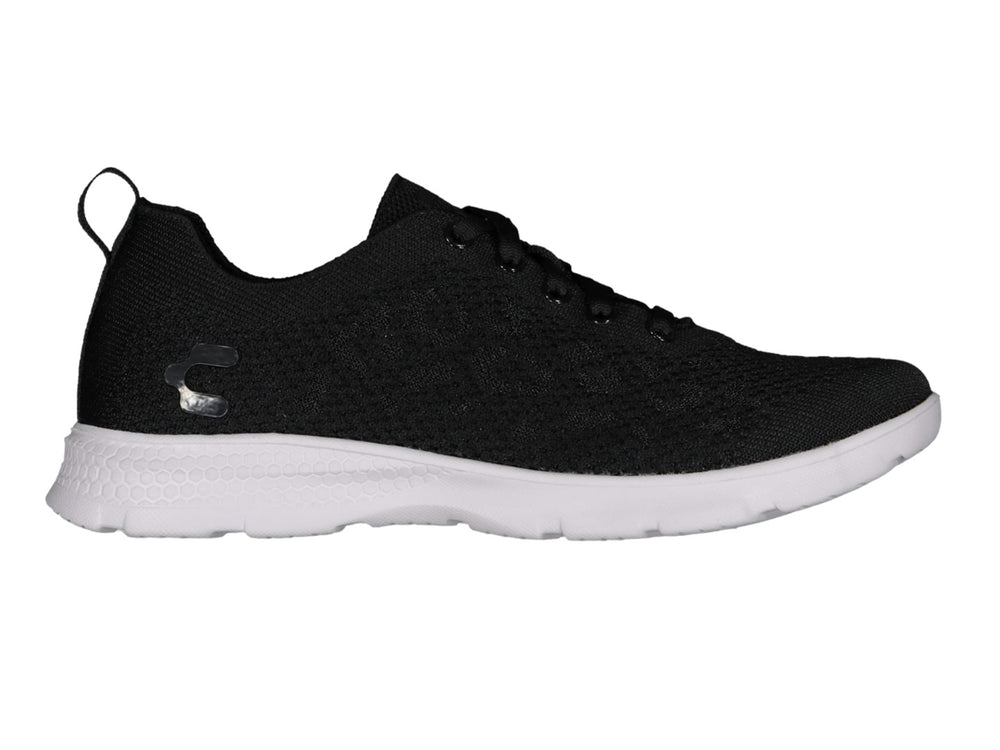 Tenis deportivos Charly de color negro con suela blanca y tejido transpirable.