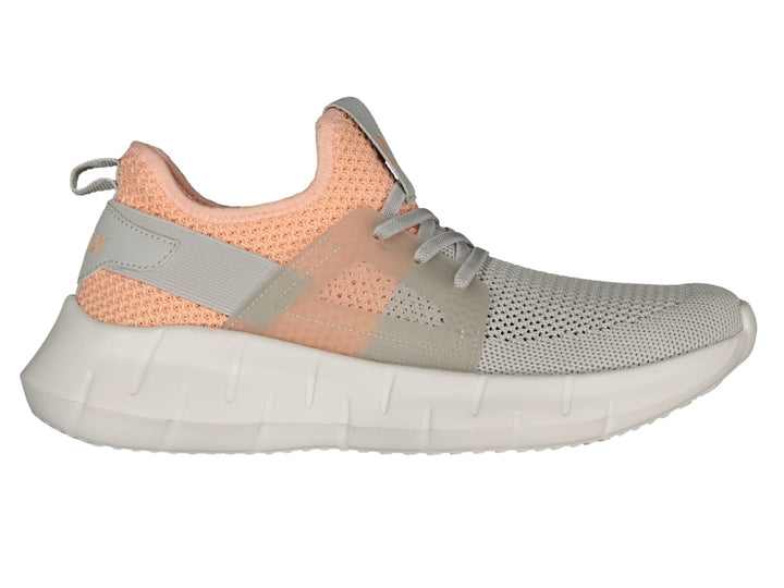 Tenis deportivos Charly en colores coral y gris con suela blanca y tejido de malla.
