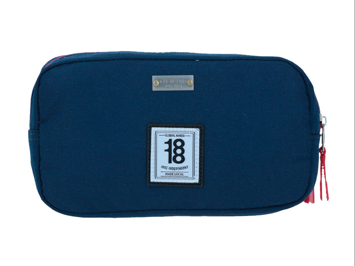 Lapicera Chenson de color gris con detalles en azul y rosa, forma rectangular y cierre superior.
