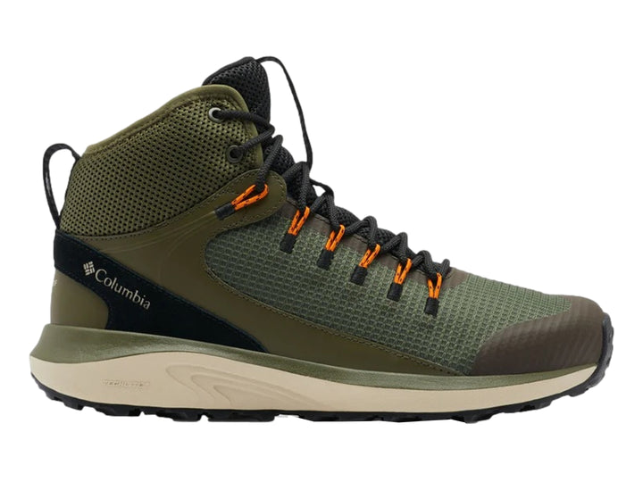 Bota de senderismo Columbia Trailstorm Mid color verde oliva con suela beige y detalles en negro.