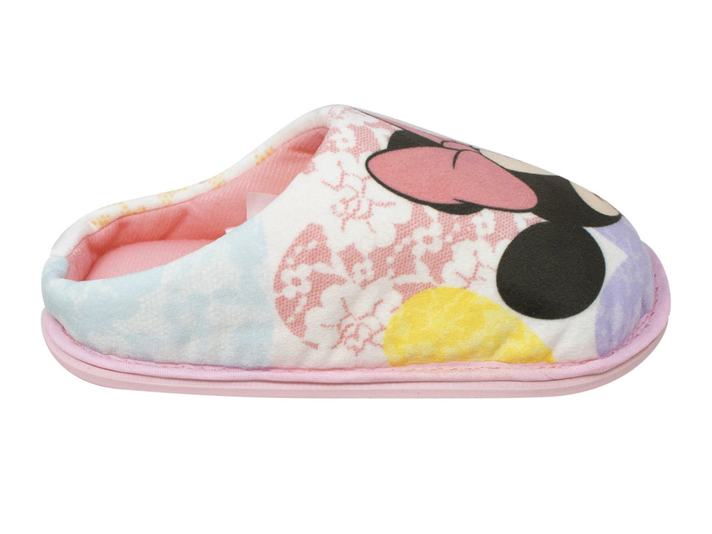 Pantufla rosa multicolor para niña con estampado de Minnie Mouse y moño rosa.