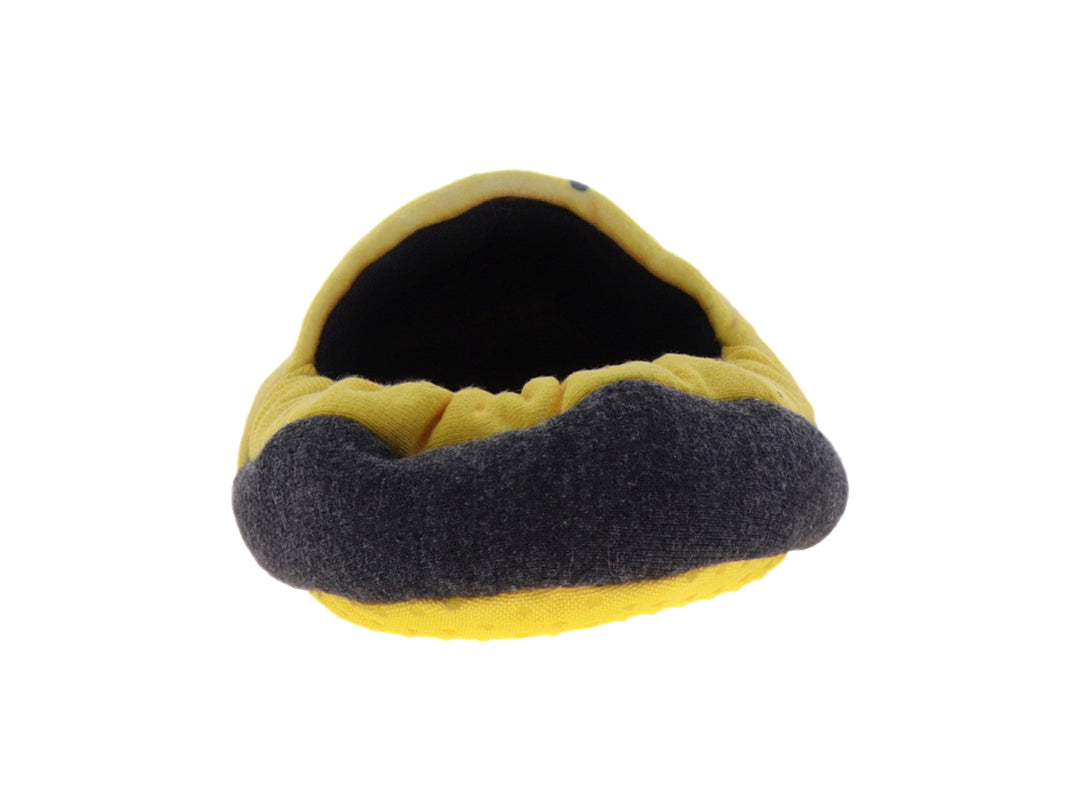 Pantufla infantil de color amarillo con estampado colorido y base gris.