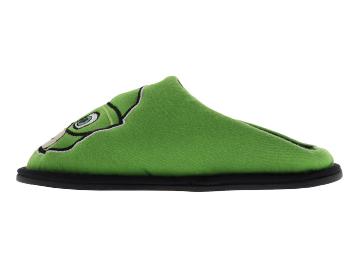 Pantufla verde para Niño con diseño de personaje y suela negra.