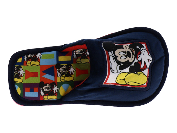 Pantufla azul marino para niño con diseño de Mickey Mouse y suela color rosa.