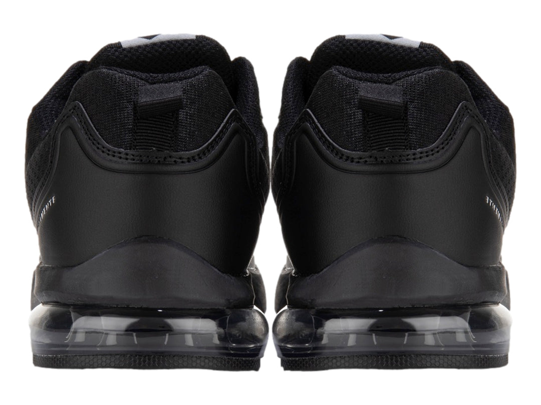 Tenis deportivos Lotto color negro con suela amortiguada transparente y cuerpo de tela transpirable.