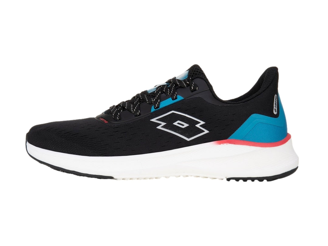 Tenis deportivos Lotto color negro con detalles en azul y suela blanca.