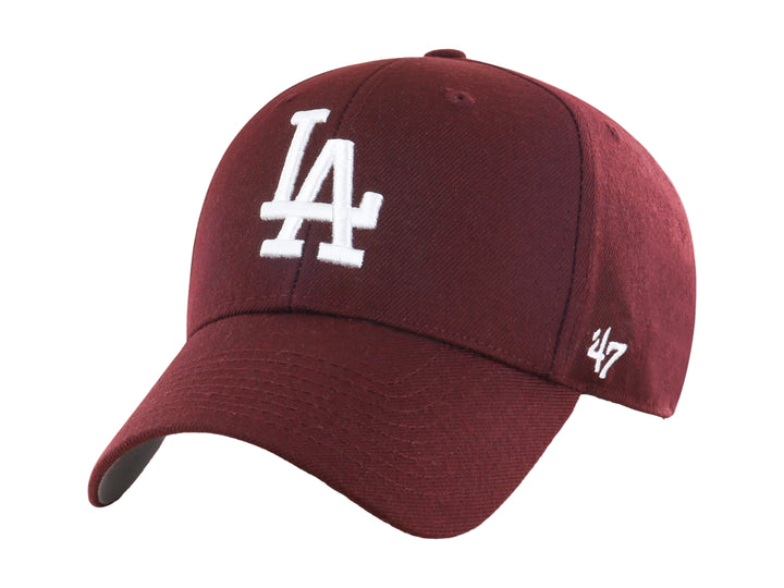 Gorra de béisbol color guinda oscuro con logo bordado en blanco de los Los Angeles Dodgers y detalle lateral 47 Brand.