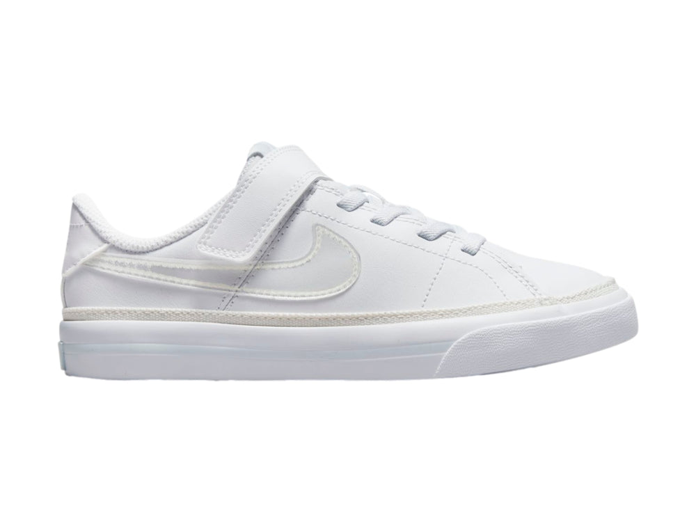 Tenis Nike Court Legacy blancos para Niño y Niña con cordones y correa de velcro.