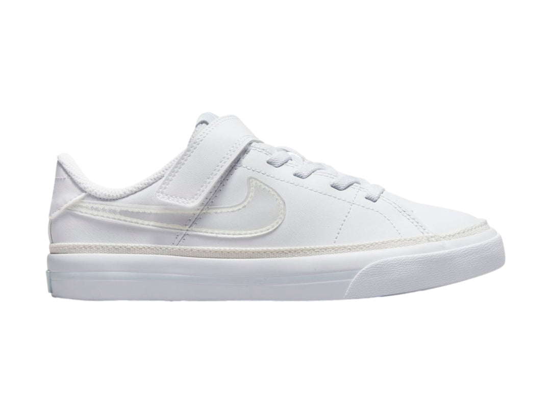 Tenis Nike Court Legacy blancos para Niño y Niña con cordones y correa de velcro.