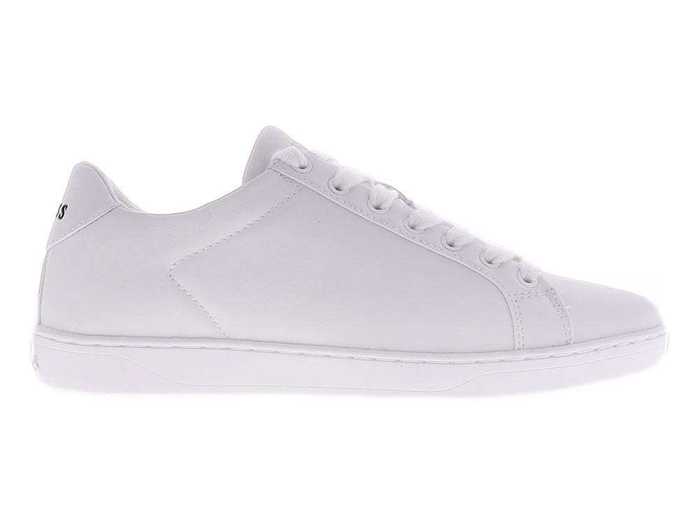 Tenis Guess color blanco total, diseño casual de perfil bajo con cordones y suela blanca.