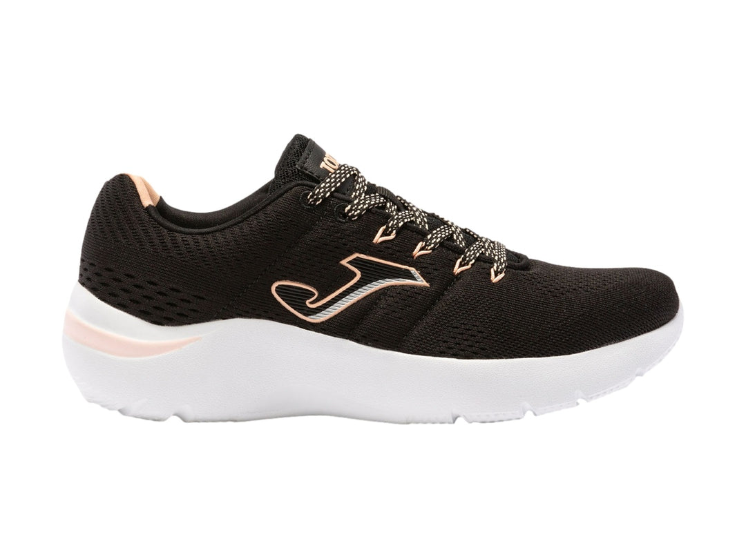 Tenis deportivos Joma color negro con suela blanca y detalles en rosa.