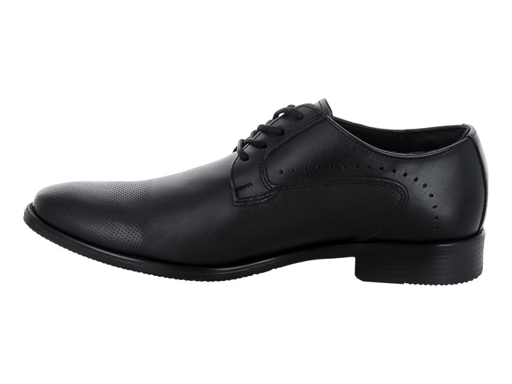 Zapato formal negro para hombre con cordones y detalles perforados.