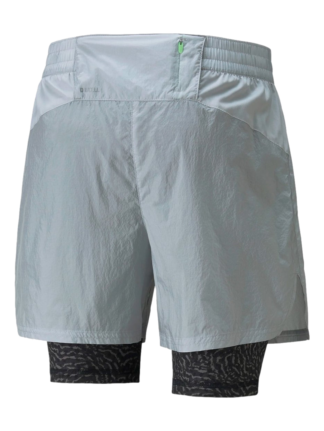 Pantalones cortos deportivos PUMA RUN FSTR 2IN1 color Harbor Mist con forro interior oscuro.