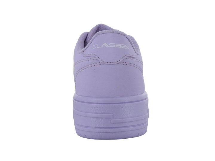 Tenis color lila de la marca Clasben con suela de plataforma y agujetas del mismo color.