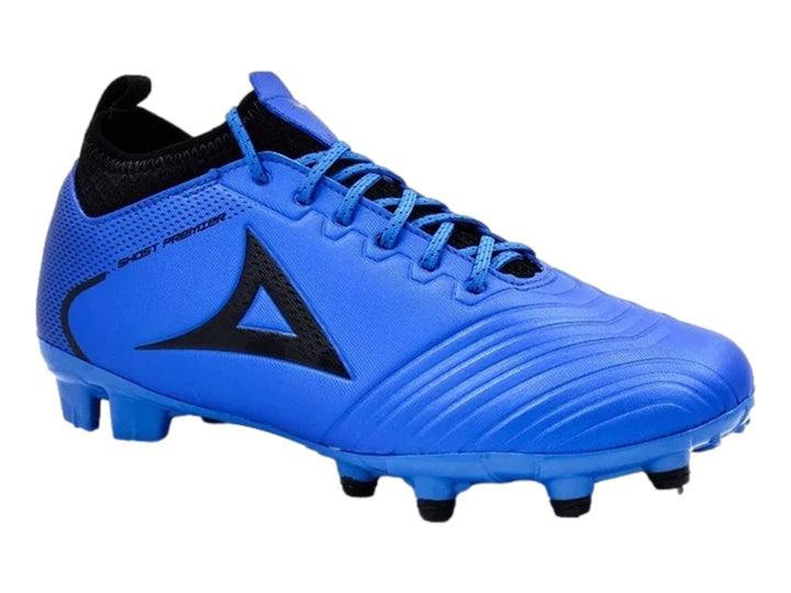 Zapato de fútbol Pirma Brasil color azul rey con detalles negros y tacos para pasto natural.
