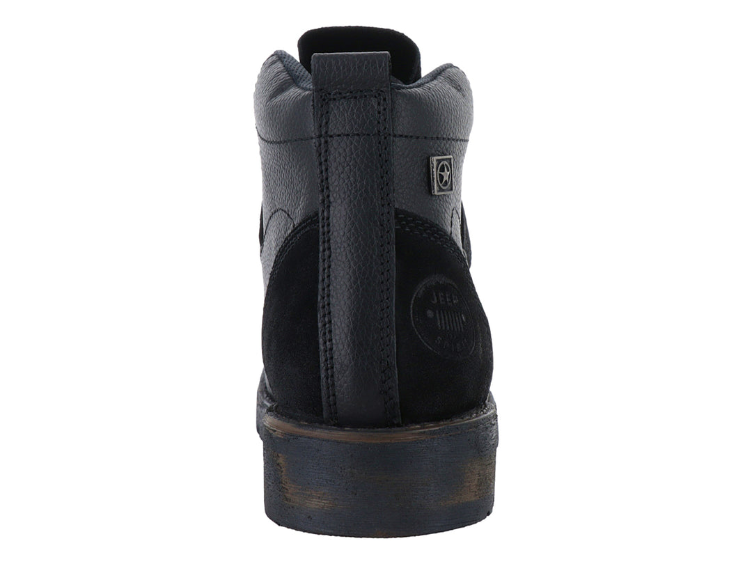 Bota casual JEEP de cuero graneado color negro con agujetas y suela robusta.