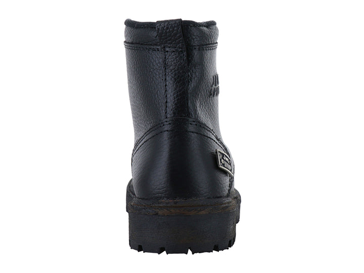 Botín negro para niño de marca Jeep con textura granulada, cordones y suela dentada.