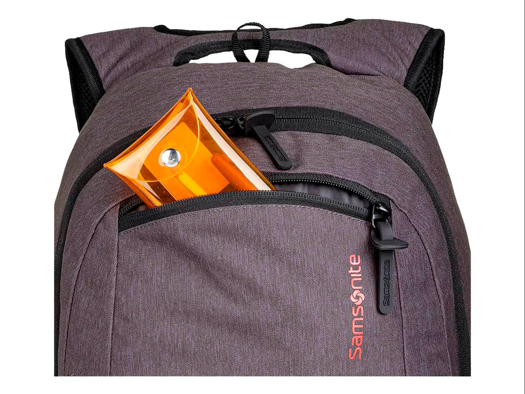 Mochila Samsonite Elevation Lyra en color gris con detalles en negro y textura lineal.