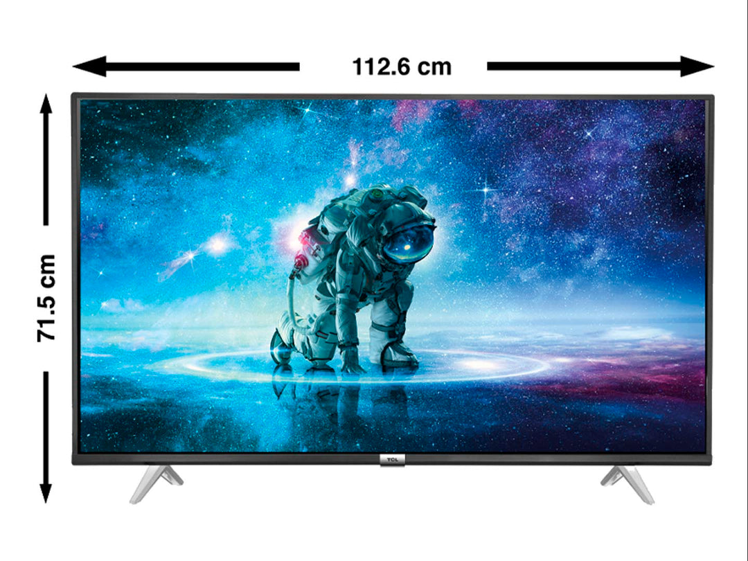 Televisor TCL de 50 pulgadas color negro con pantalla 4K UHD y soportes plateados.
