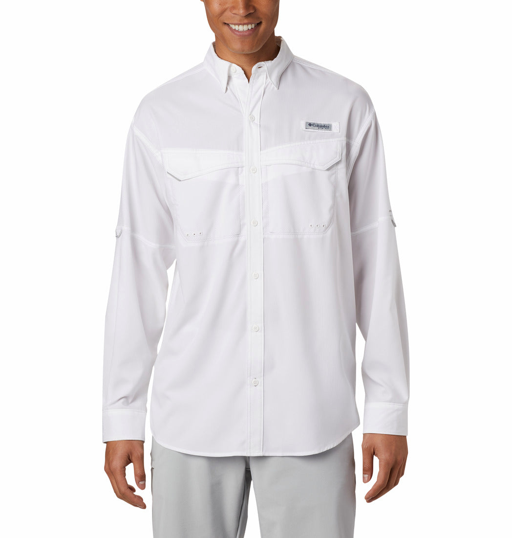 Camisa Columbia Low Drag Offshore color blanco, manga larga con bolsillos en el pecho.