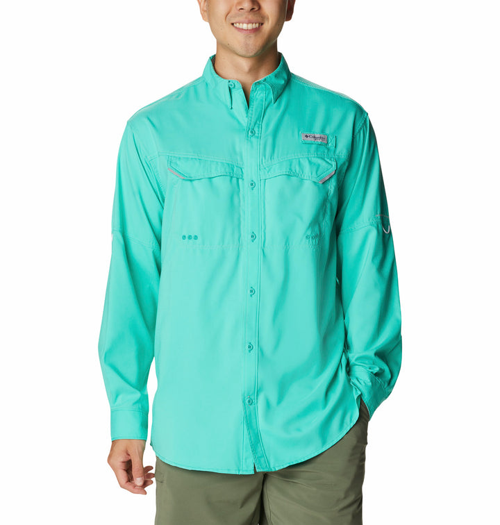Camisa Columbia Low Drag Offshore de manga larga en color turquesa eléctrico.