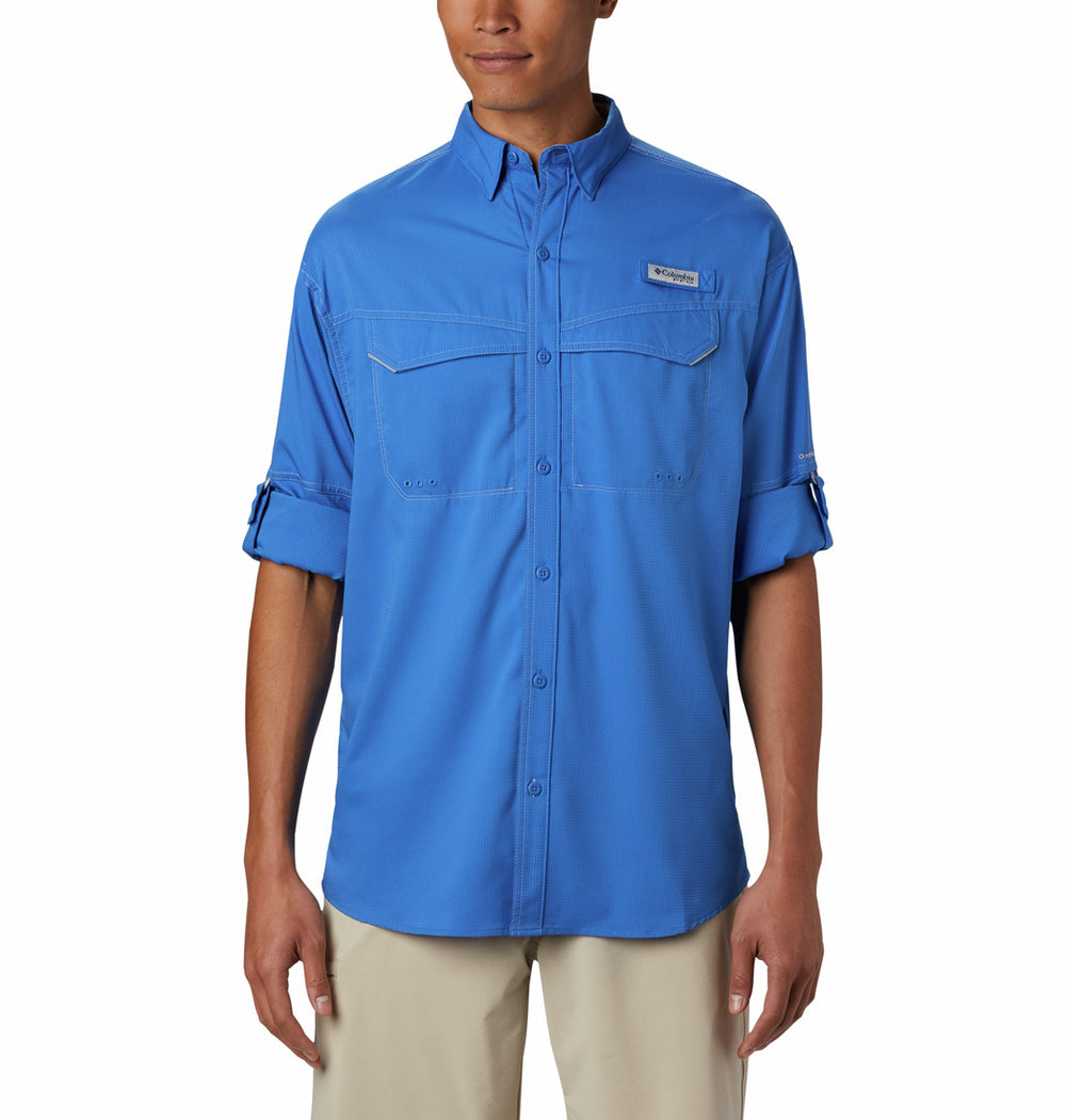 Camisa Columbia de manga larga en color azul vívido con bolsillos frontales y cuello.