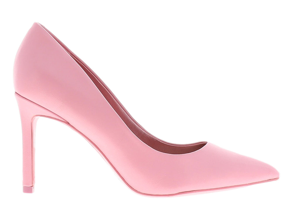 Zapato de tacón alto color rosa con punta puntiaguda.