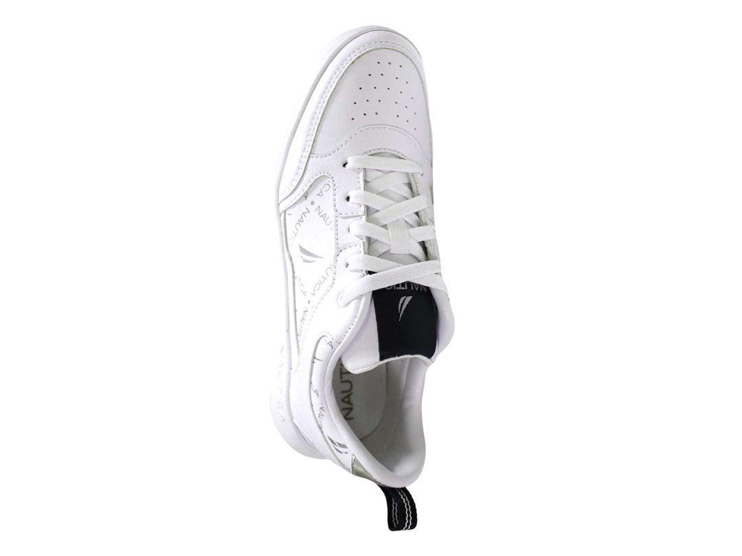 Tenis blancos Nautica Cenic de corte bajo con detalles en plata y negro.