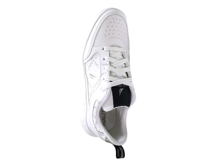 Tenis blancos Nautica Cenic de corte bajo con detalles en plata y negro.