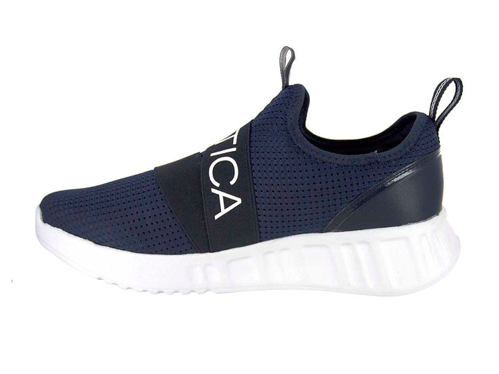 Tenis deportivos Nautica color marino con suela blanca y diseño sin agujetas.