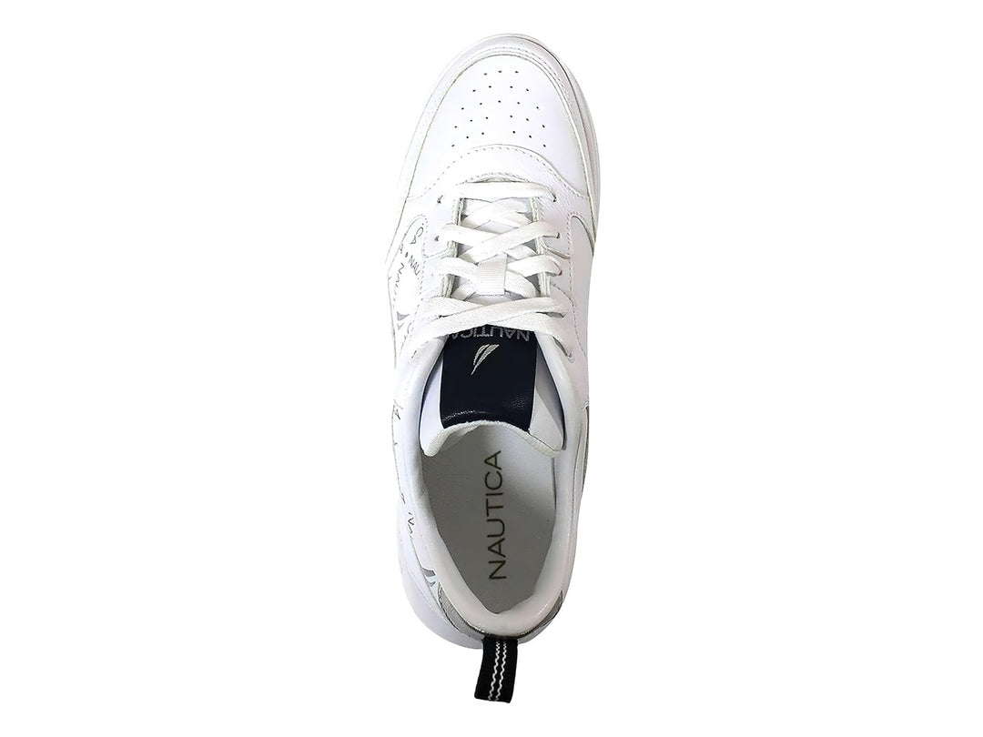 Tenis deportivos Nautica color blanco con detalles en azul marino y plata, vista lateral.